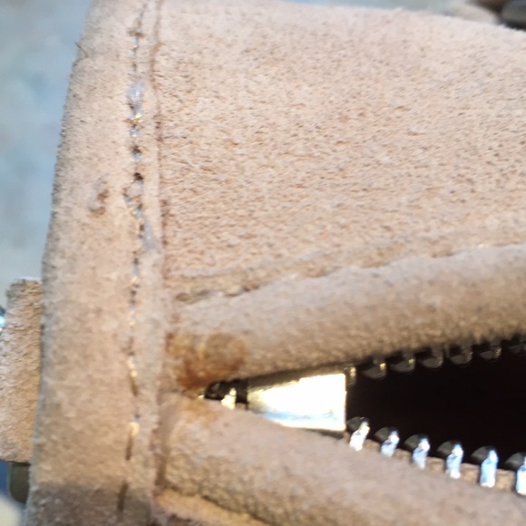 Urban Outfitters suede purse - Picture 6 of 10